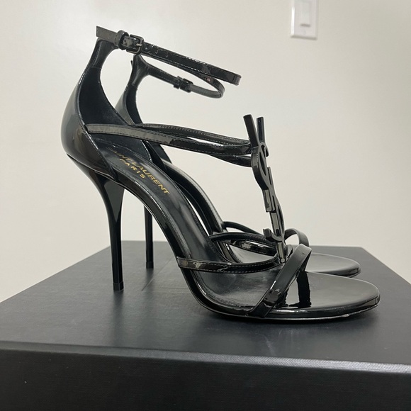 Ysl Heels - Picture 2 of 7